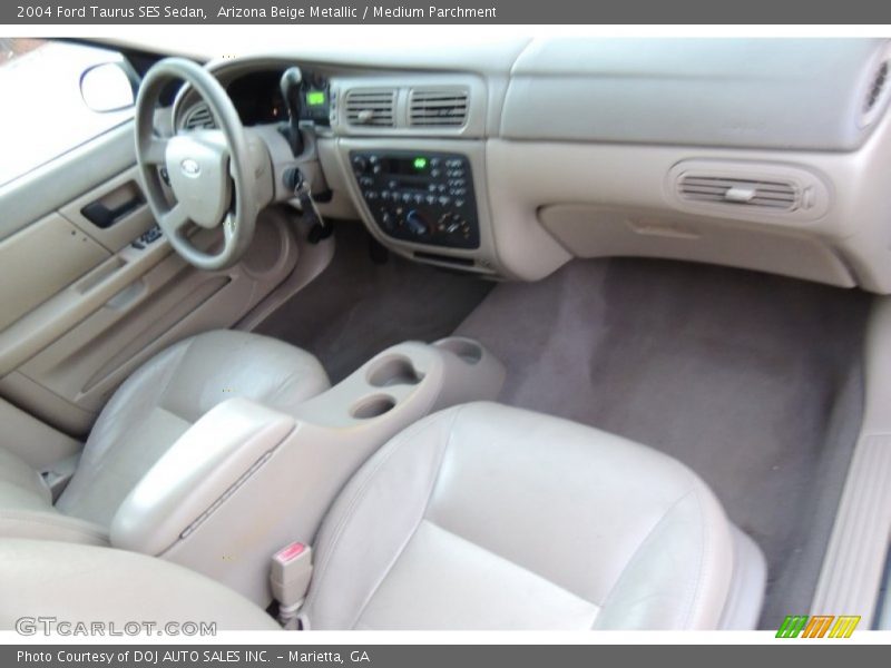 Arizona Beige Metallic / Medium Parchment 2004 Ford Taurus SES Sedan