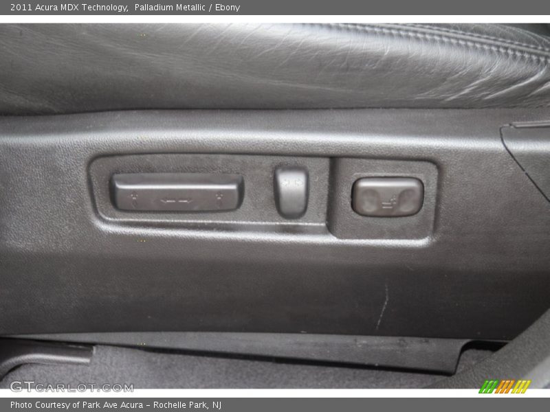 Palladium Metallic / Ebony 2011 Acura MDX Technology