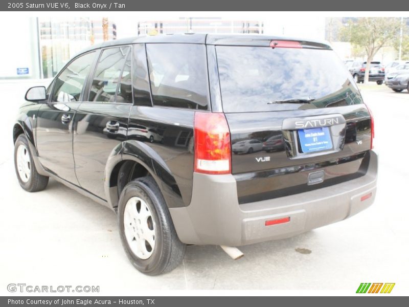 Black Onyx / Tan 2005 Saturn VUE V6