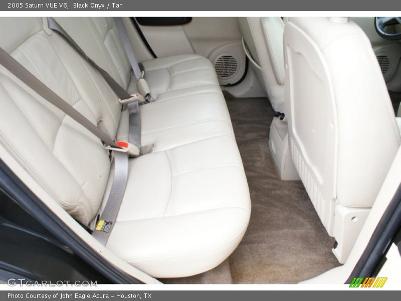 Black Onyx / Tan 2005 Saturn VUE V6