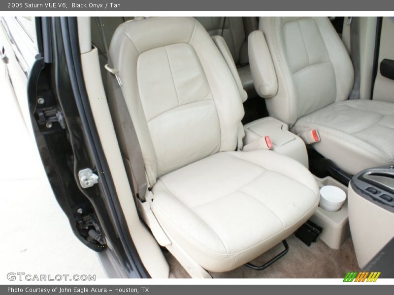 Black Onyx / Tan 2005 Saturn VUE V6