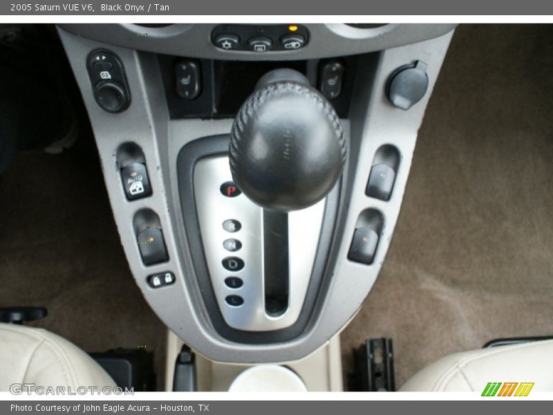 Black Onyx / Tan 2005 Saturn VUE V6