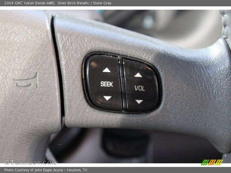 Silver Birch Metallic / Stone Gray 2004 GMC Yukon Denali AWD