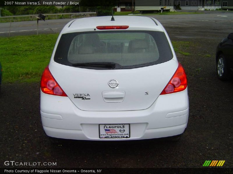 Fresh Powder / Beige 2007 Nissan Versa S