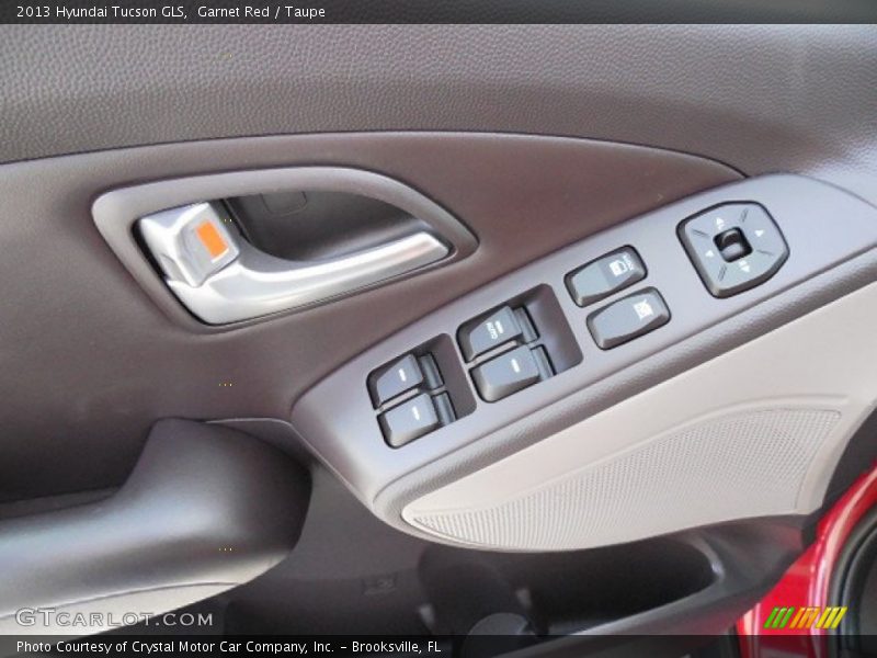 Garnet Red / Taupe 2013 Hyundai Tucson GLS