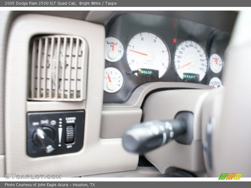 Bright White / Taupe 2005 Dodge Ram 2500 SLT Quad Cab