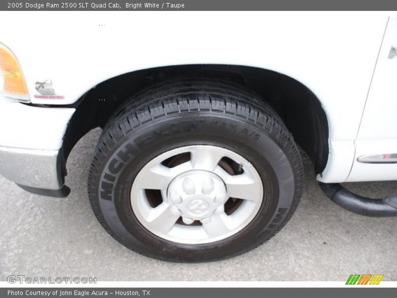 Bright White / Taupe 2005 Dodge Ram 2500 SLT Quad Cab