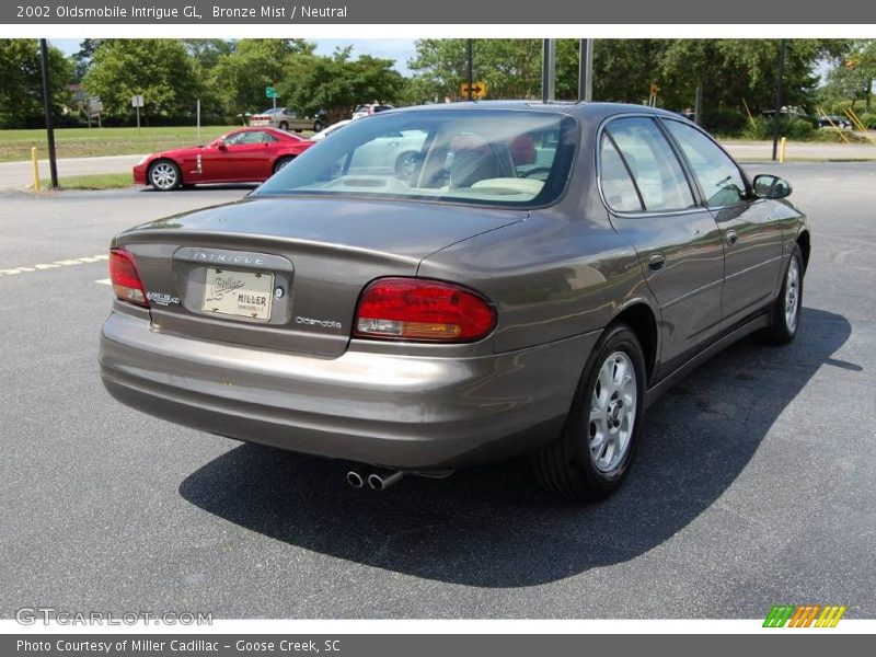 Bronze Mist / Neutral 2002 Oldsmobile Intrigue GL