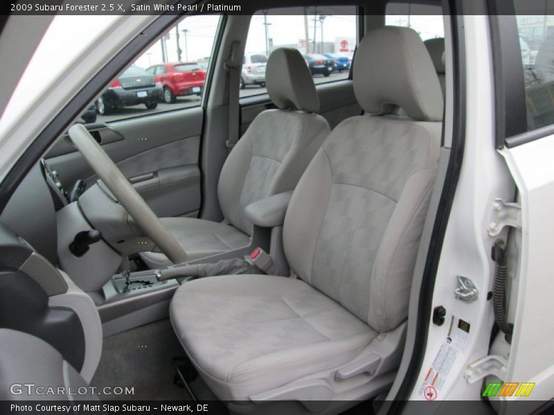 Satin White Pearl / Platinum 2009 Subaru Forester 2.5 X