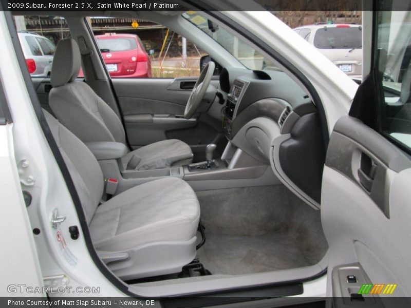 Satin White Pearl / Platinum 2009 Subaru Forester 2.5 X