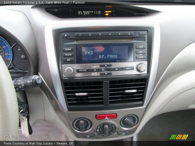 Satin White Pearl / Platinum 2009 Subaru Forester 2.5 X