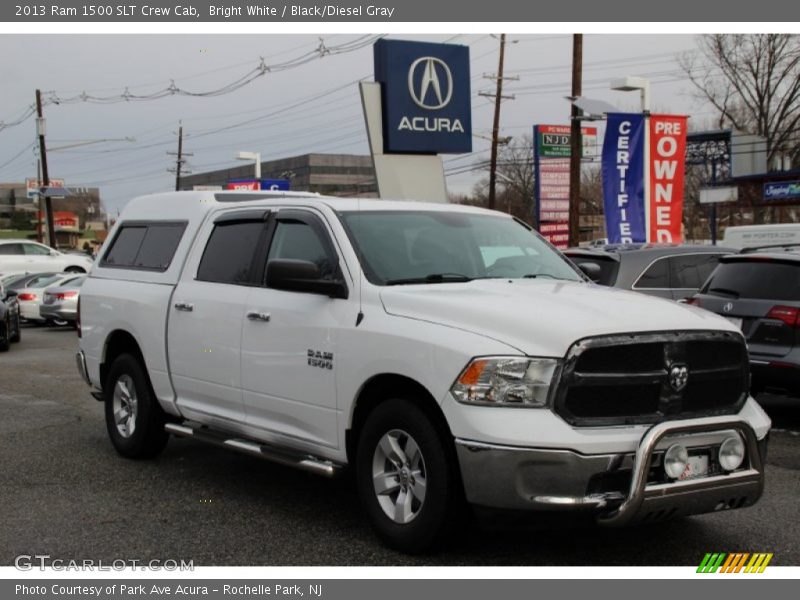 Bright White / Black/Diesel Gray 2013 Ram 1500 SLT Crew Cab