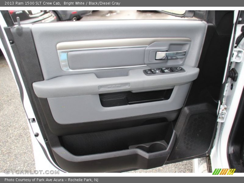 Bright White / Black/Diesel Gray 2013 Ram 1500 SLT Crew Cab