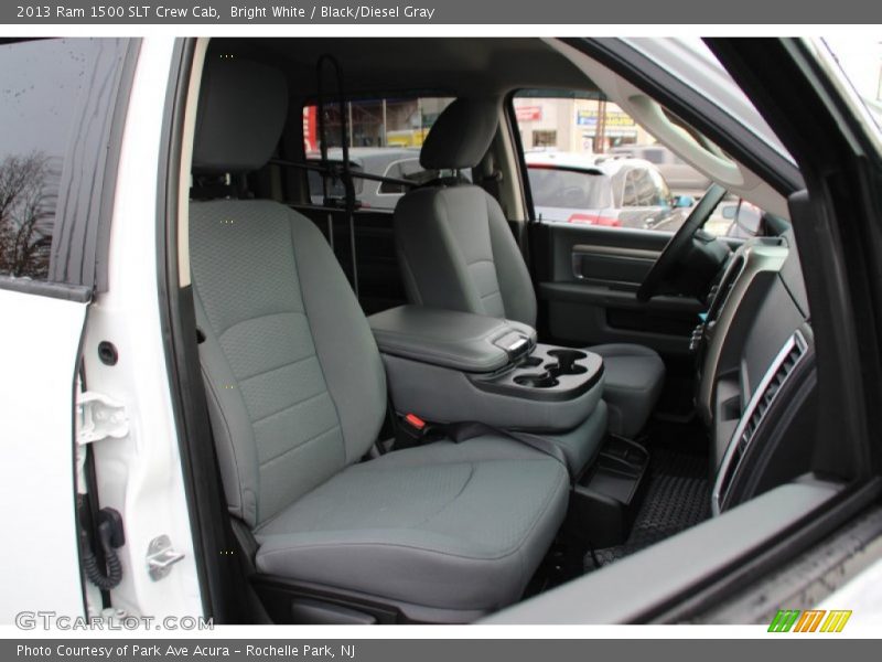 Bright White / Black/Diesel Gray 2013 Ram 1500 SLT Crew Cab