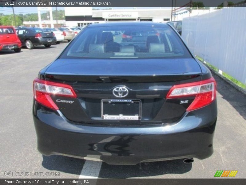 Magnetic Gray Metallic / Black/Ash 2012 Toyota Camry SE