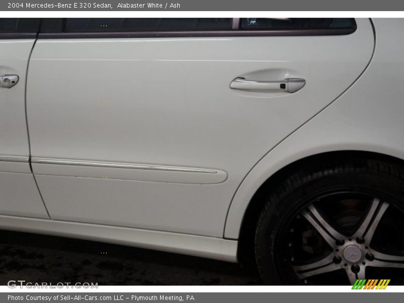 Alabaster White / Ash 2004 Mercedes-Benz E 320 Sedan