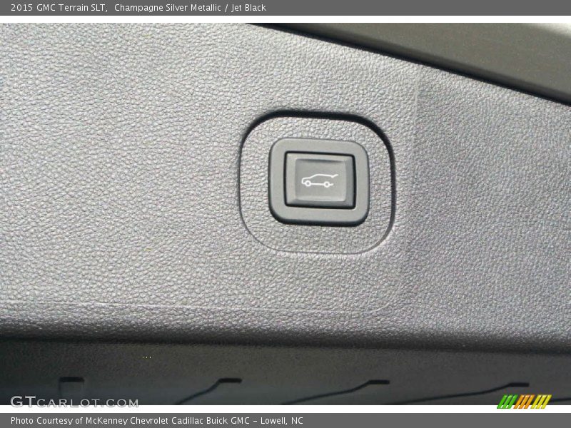 Champagne Silver Metallic / Jet Black 2015 GMC Terrain SLT
