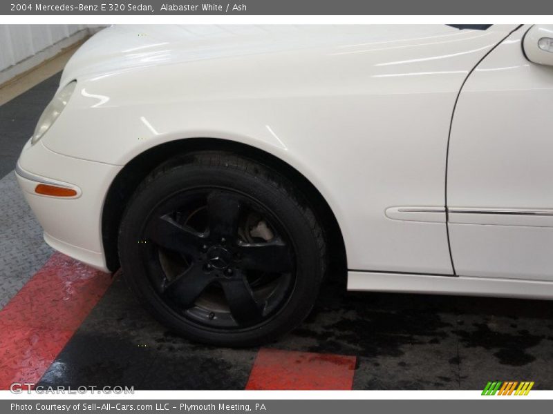 Alabaster White / Ash 2004 Mercedes-Benz E 320 Sedan
