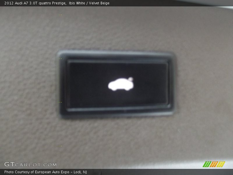Ibis White / Velvet Beige 2012 Audi A7 3.0T quattro Prestige