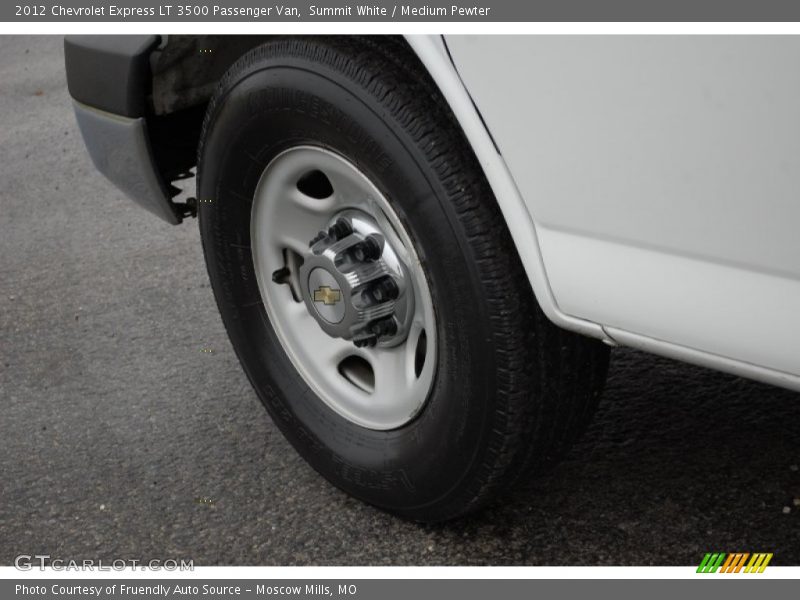 Summit White / Medium Pewter 2012 Chevrolet Express LT 3500 Passenger Van