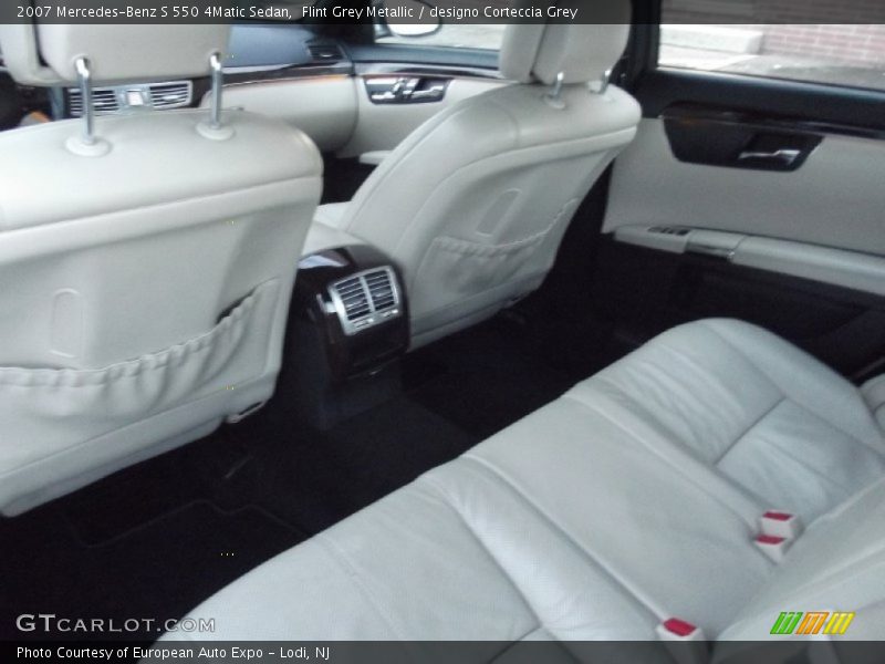 Flint Grey Metallic / designo Corteccia Grey 2007 Mercedes-Benz S 550 4Matic Sedan