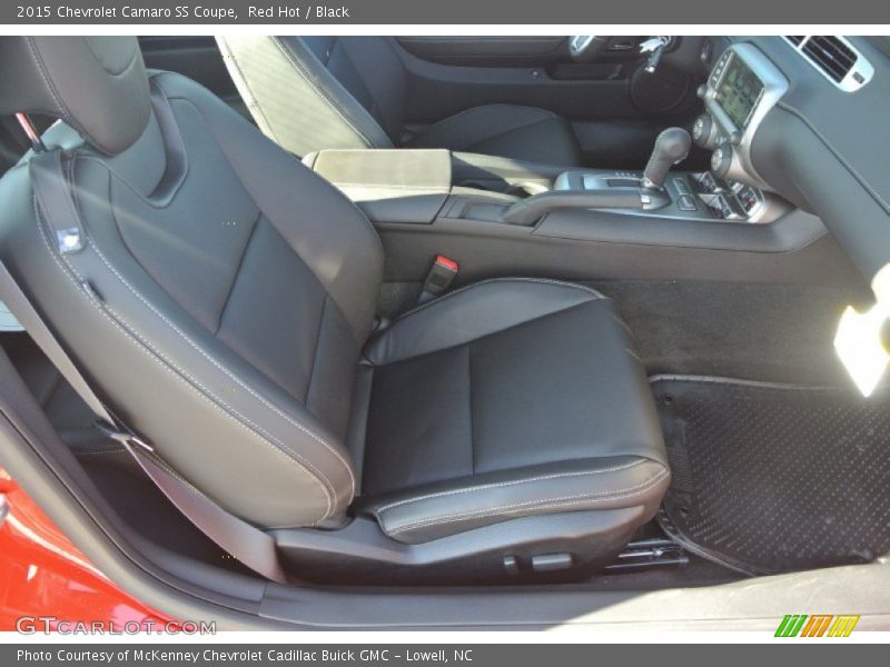Red Hot / Black 2015 Chevrolet Camaro SS Coupe