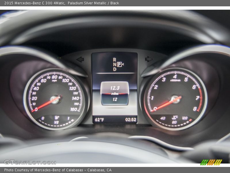 Paladium Silver Metallic / Black 2015 Mercedes-Benz C 300 4Matic