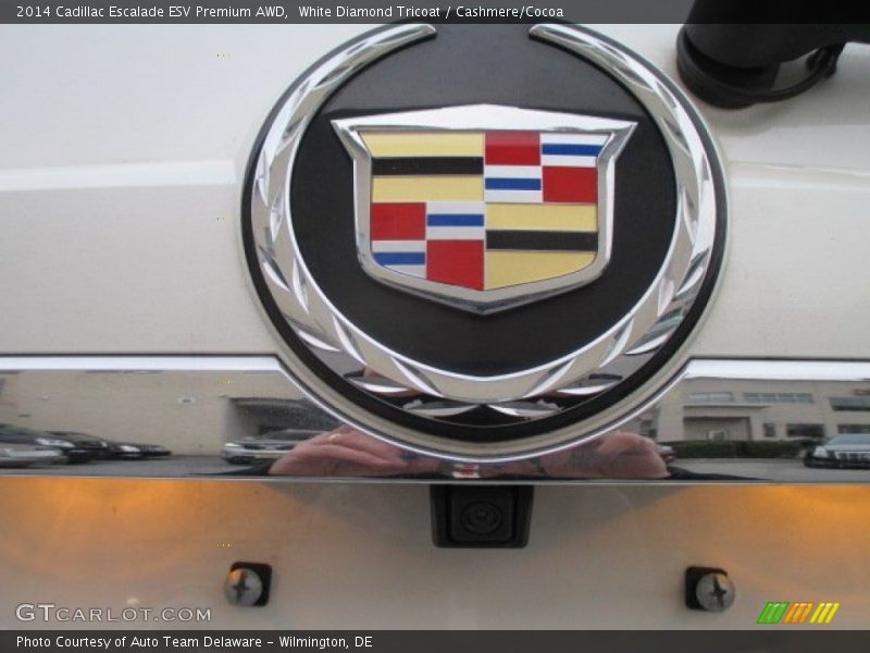 White Diamond Tricoat / Cashmere/Cocoa 2014 Cadillac Escalade ESV Premium AWD