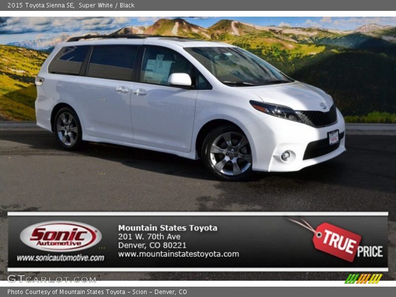 Super White / Black 2015 Toyota Sienna SE