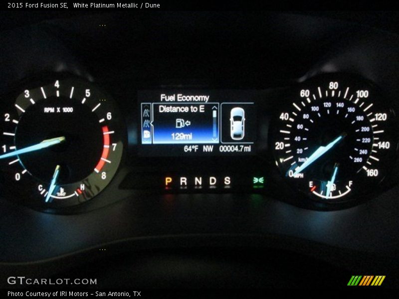 White Platinum Metallic / Dune 2015 Ford Fusion SE