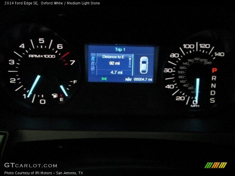 Oxford White / Medium Light Stone 2014 Ford Edge SE