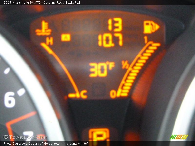 Cayenne Red / Black/Red 2015 Nissan Juke SV AWD