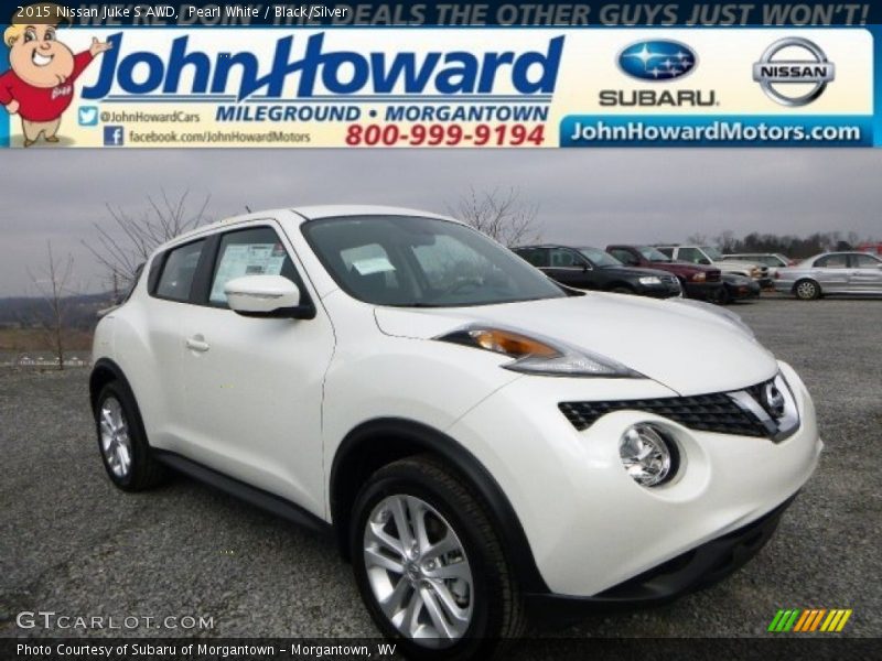 Pearl White / Black/Silver 2015 Nissan Juke S AWD