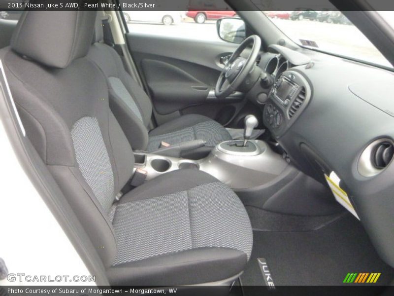 Pearl White / Black/Silver 2015 Nissan Juke S AWD