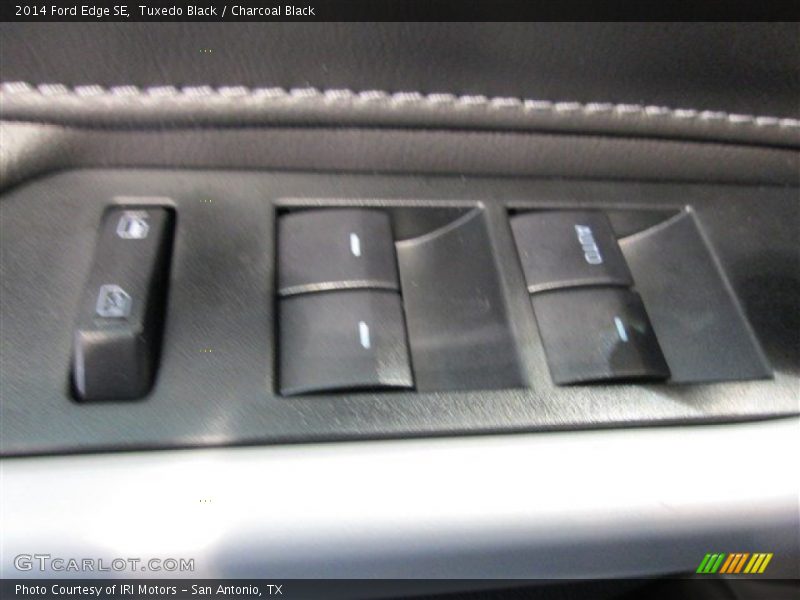 Tuxedo Black / Charcoal Black 2014 Ford Edge SE