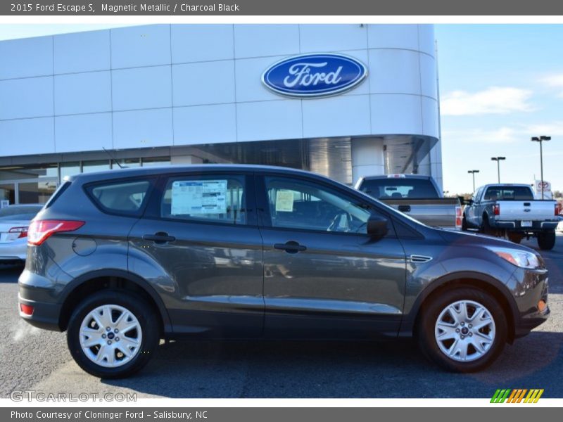 Magnetic Metallic / Charcoal Black 2015 Ford Escape S