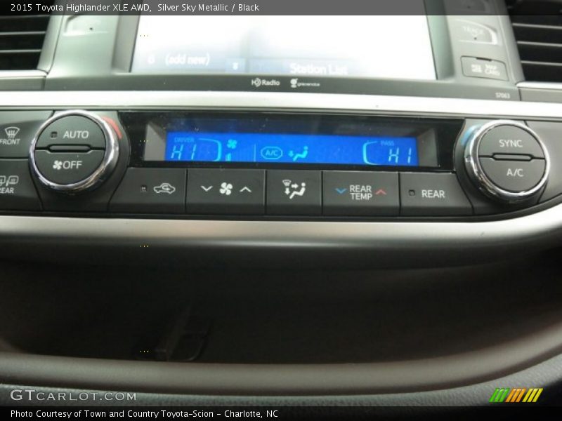Silver Sky Metallic / Black 2015 Toyota Highlander XLE AWD