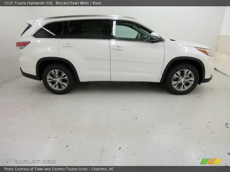 Blizzard Pearl White / Black 2015 Toyota Highlander XLE