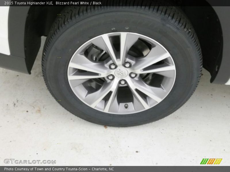 Blizzard Pearl White / Black 2015 Toyota Highlander XLE