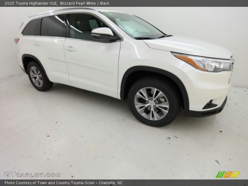 Blizzard Pearl White / Black 2015 Toyota Highlander XLE