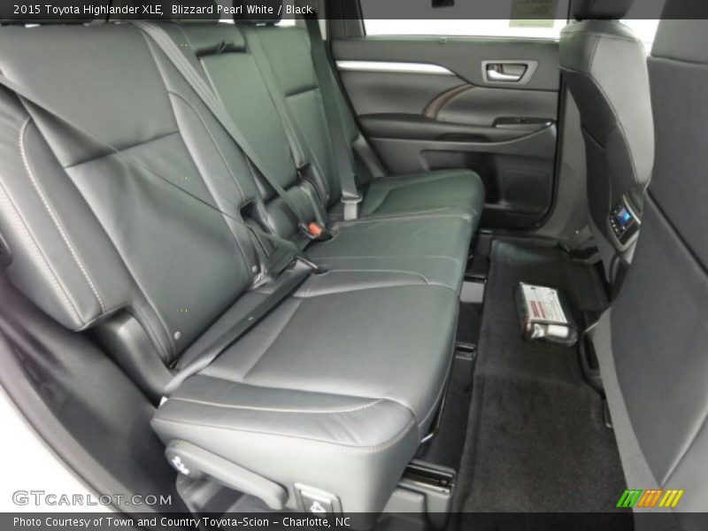 Blizzard Pearl White / Black 2015 Toyota Highlander XLE