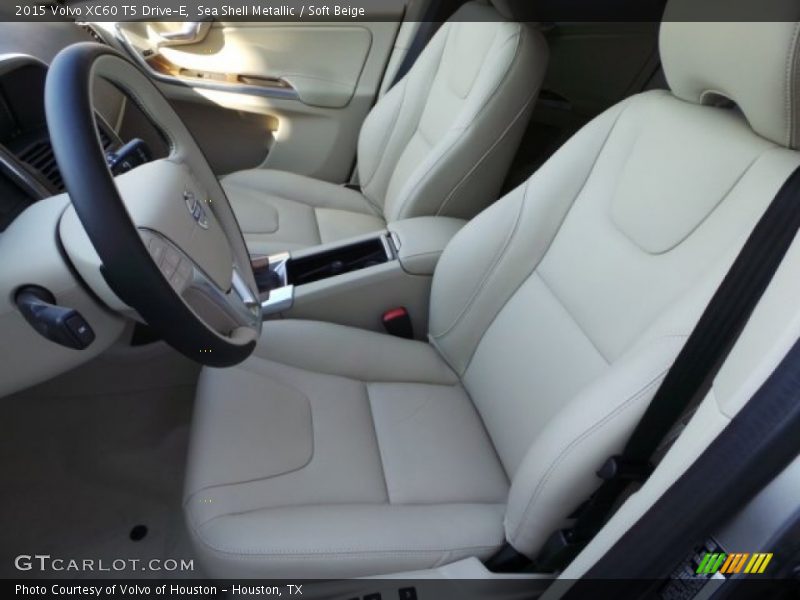 Sea Shell Metallic / Soft Beige 2015 Volvo XC60 T5 Drive-E