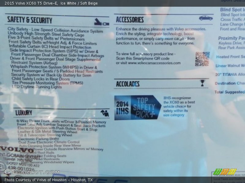 Ice White / Soft Beige 2015 Volvo XC60 T5 Drive-E