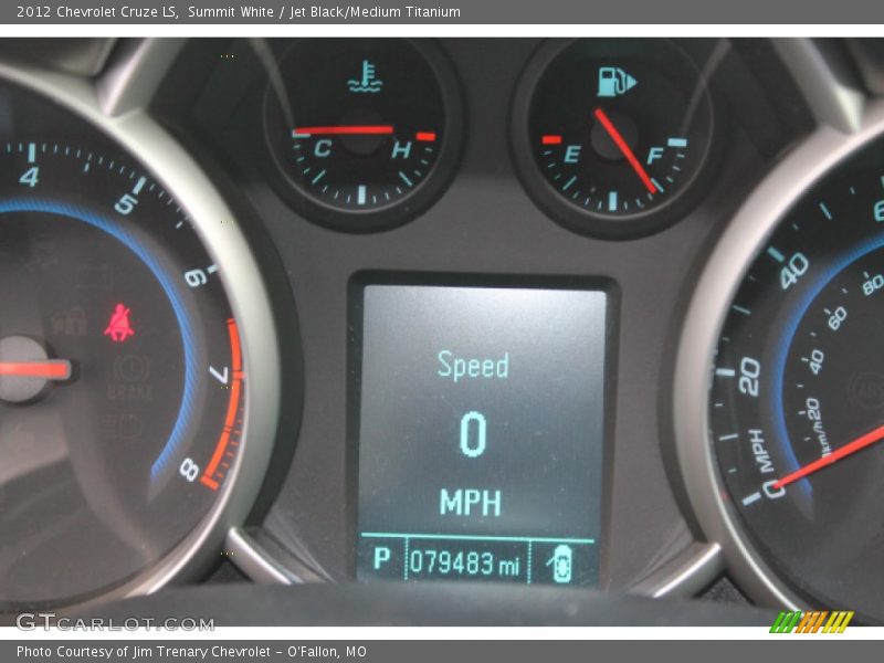 Summit White / Jet Black/Medium Titanium 2012 Chevrolet Cruze LS