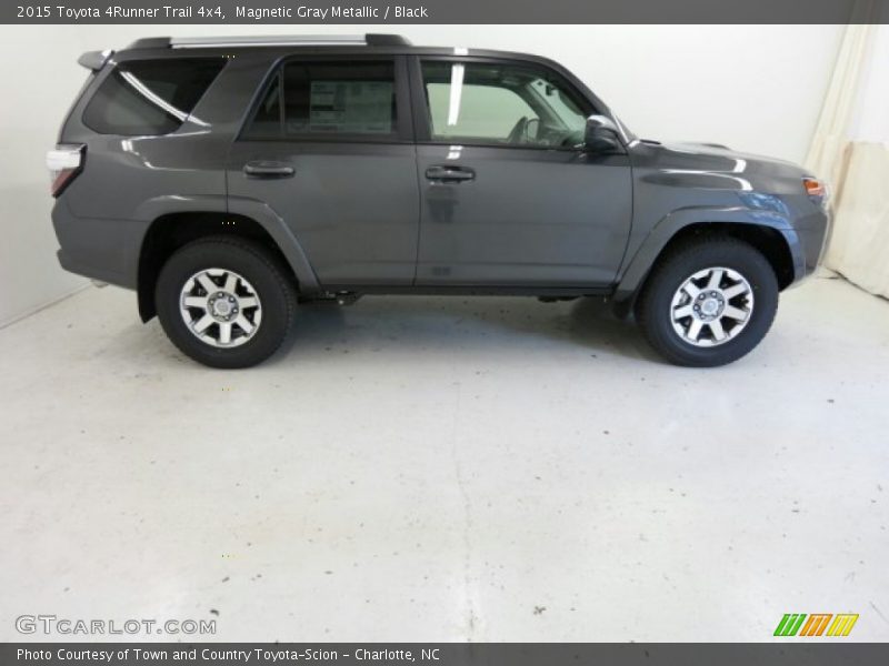 Magnetic Gray Metallic / Black 2015 Toyota 4Runner Trail 4x4