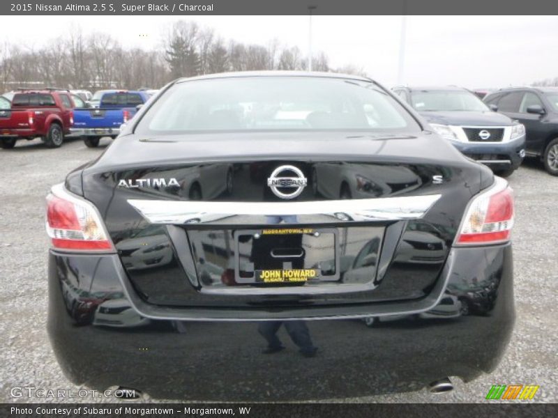 Super Black / Charcoal 2015 Nissan Altima 2.5 S