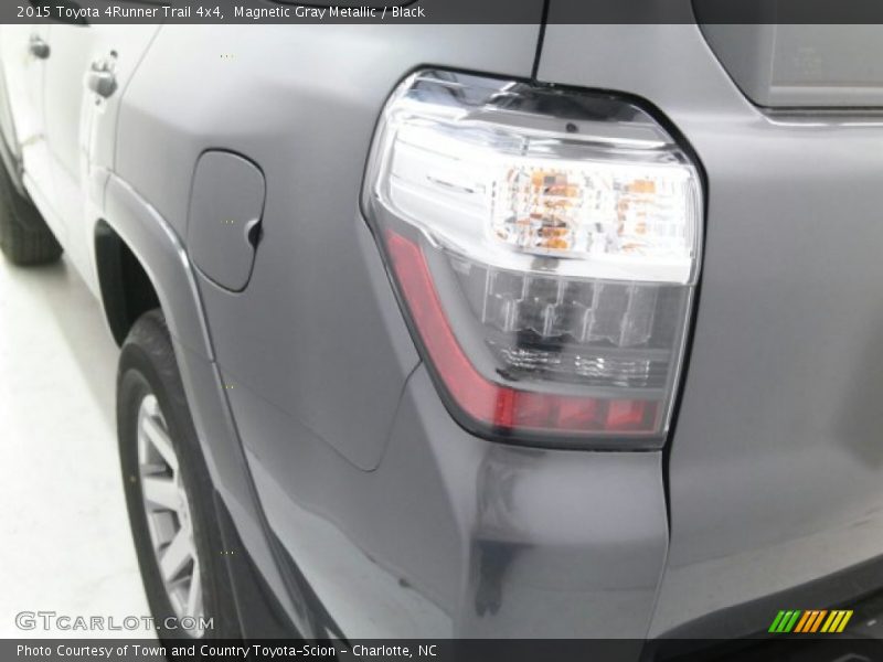 Magnetic Gray Metallic / Black 2015 Toyota 4Runner Trail 4x4