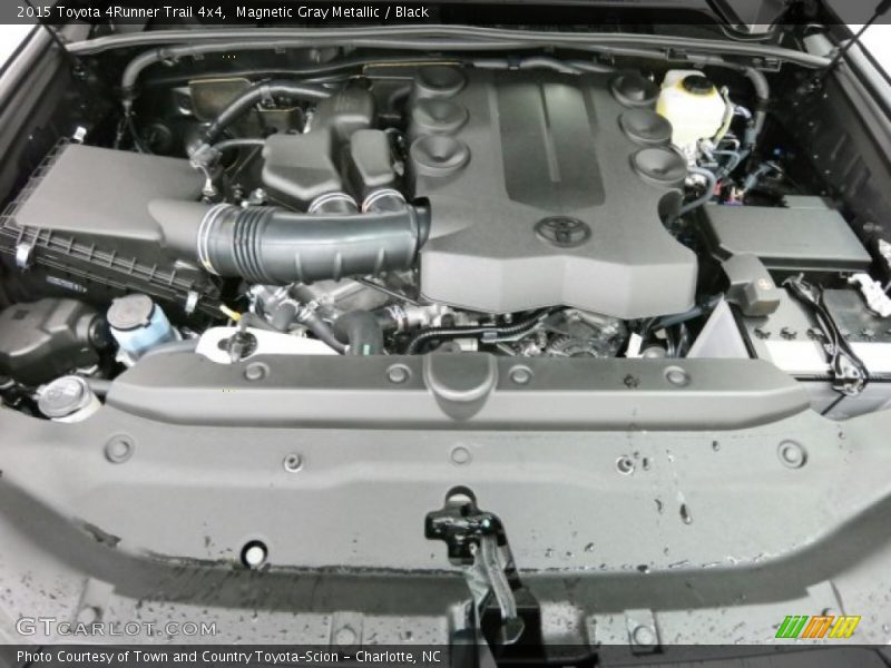 Magnetic Gray Metallic / Black 2015 Toyota 4Runner Trail 4x4