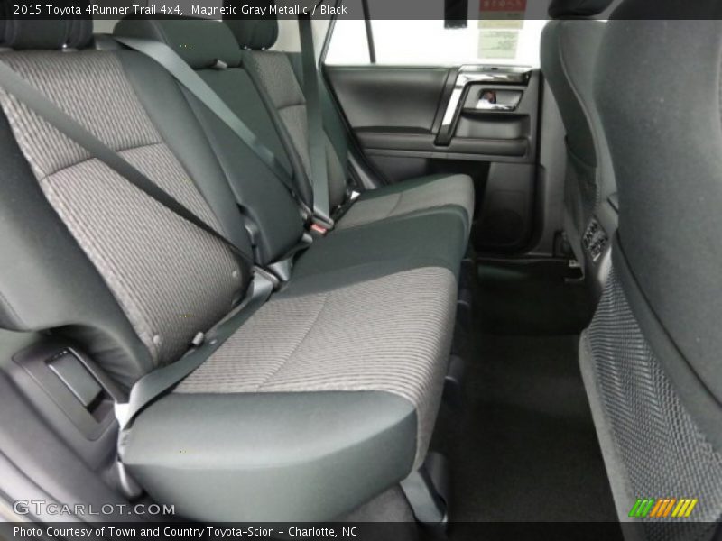Magnetic Gray Metallic / Black 2015 Toyota 4Runner Trail 4x4