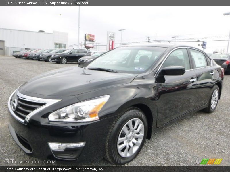 Super Black / Charcoal 2015 Nissan Altima 2.5 S